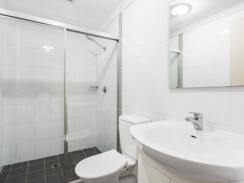 13/32-34 Mons Road, Westmead NSW 2145